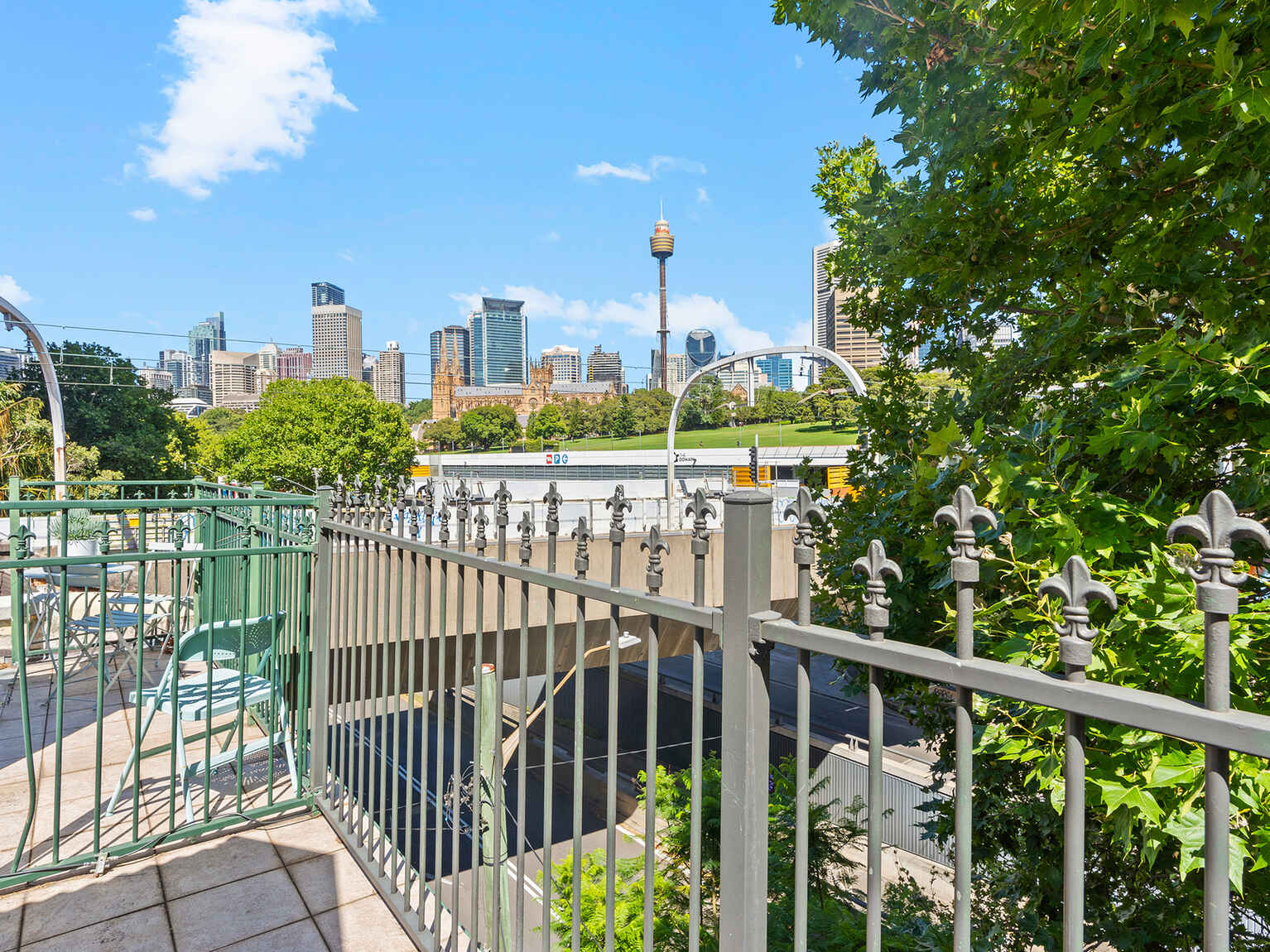 6 Sir John Young Crescent Woolloomooloo