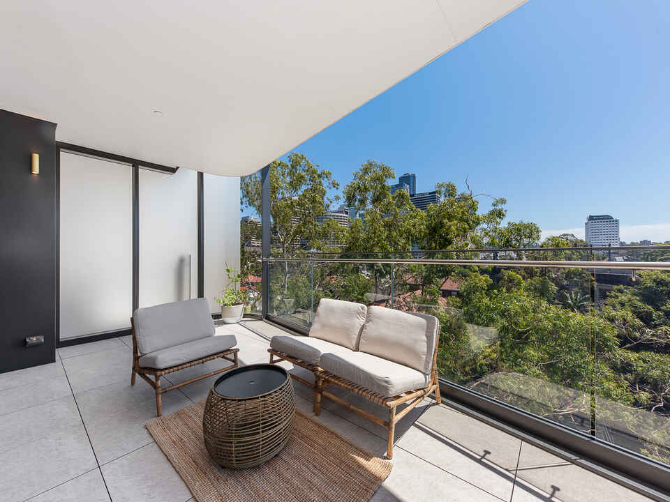 504/61 Lavender Street Milsons Point