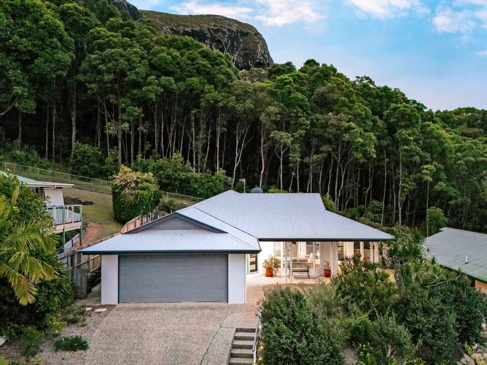 12 Dharalee Court Mount Coolum