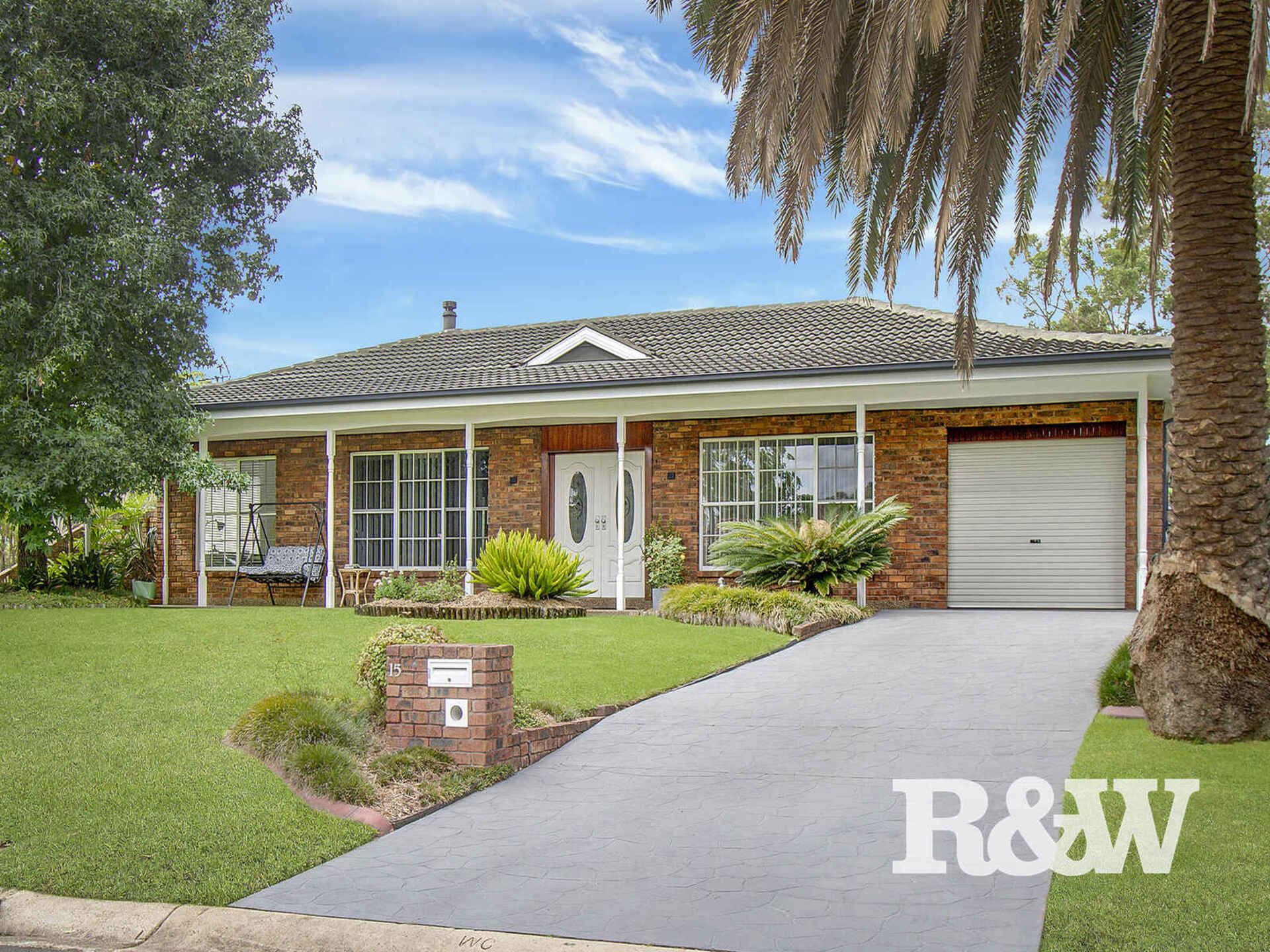 15 Mimosa Close St Clair