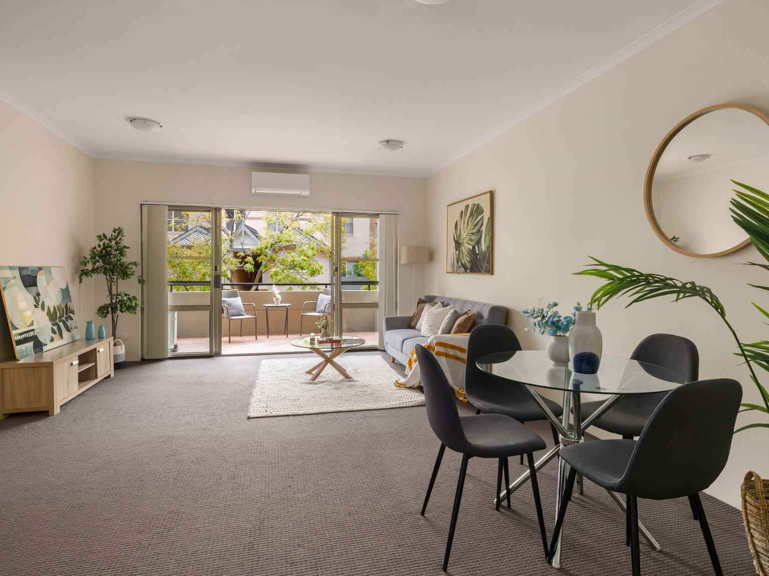 19/8 Williams Parade Dulwich Hill